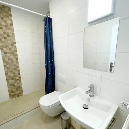 In Krefeld. 4 Personen. Appartement Krefeld